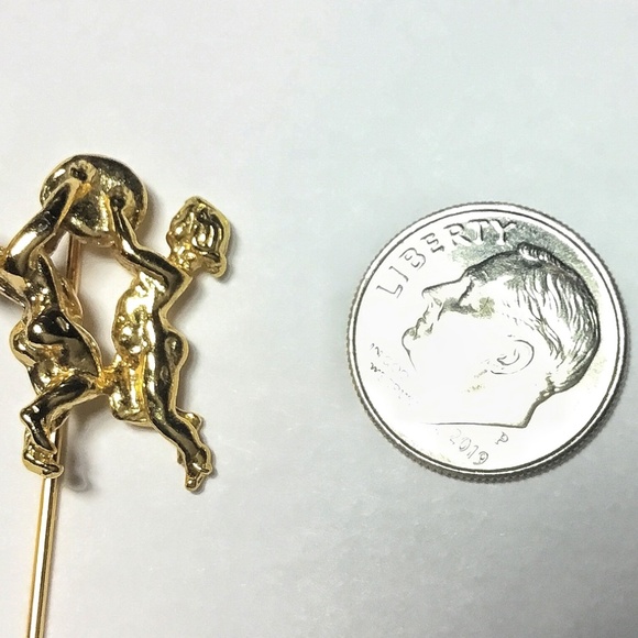 Vintage 1970s Gemini Zodiac Twins Stick Pin - Picture 2 of 3